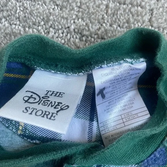 Vintage Winnie the Pooh onsie - Picture 3 of 5